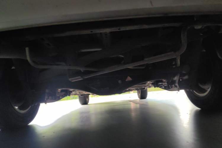 Used Wuling Hongguang 2019 1.5L S Comfort Edition China VI LAR Chassis Rear