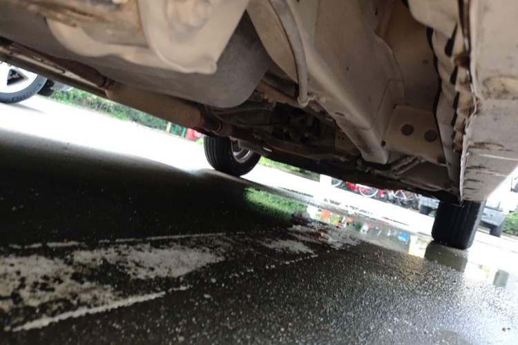 Used Wuling Hongguang 2019 1.5L S Comfort Edition China VI LAR Chassis Rear Right
