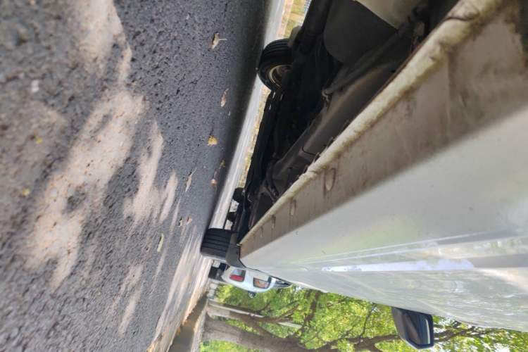 Used Wuling Hongguang 2019 1.5L S Comfort Edition China VI LAR Chassis Rear Right