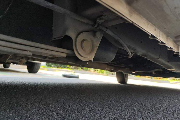 Used Wuling Hongguang 2019 1.5L S Basic Version China VI Standard LAR Chassis Rear Right