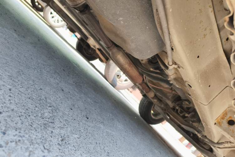 Used Wuling Hongguang 2019 1.5L S Comfort Edition China VI LAR Chassis Rear Right