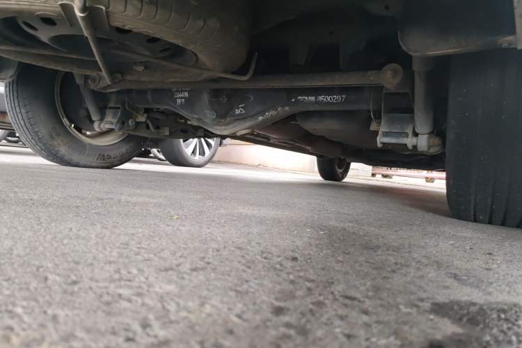 Used Wuling Hongguang 2019 1.5L S Comfort Edition China VI LAR Chassis Rear Right