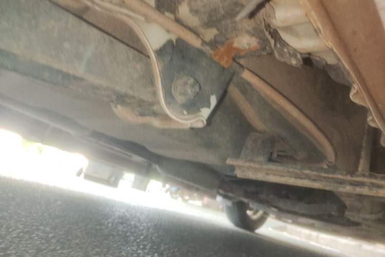 Used Wuling Hongguang 2019 1.5L S Comfort Edition China VI LAR Chassis Rear Right