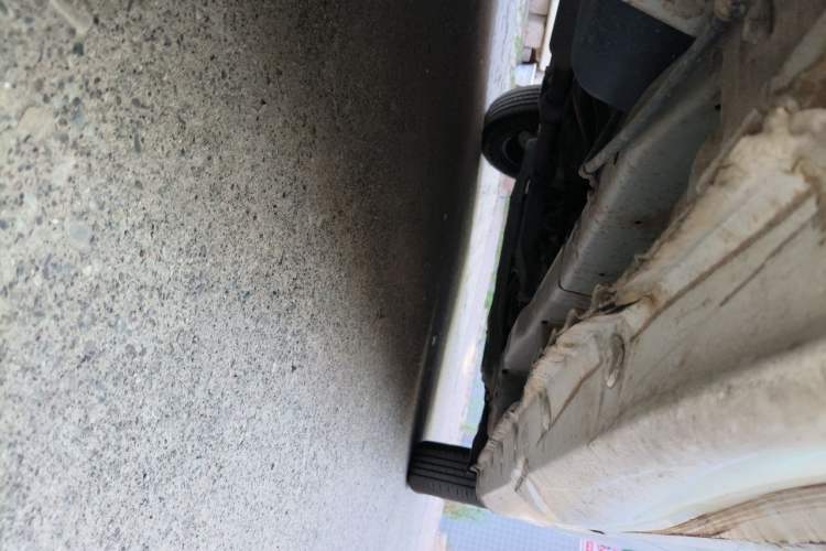 Used Wuling Hongguang 2019 1.5L S Basic Version China VI Standard LAR Chassis Rear Right