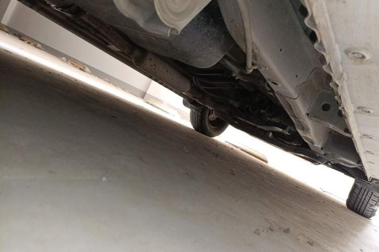 Used Wuling Hongguang 2019 1.5L S Basic Version China VI Standard LAR Chassis Rear Right