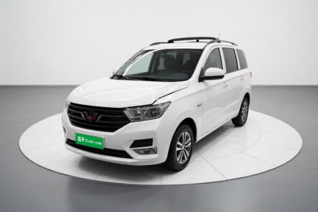 Ojetý Wuling Hongguang 2019 1.5L S Standard Version China VI LAR