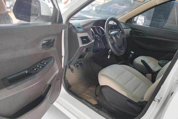 Used Wuling Hongguang 2019 1.5L S Standard Version China VI LAR Driver Seat