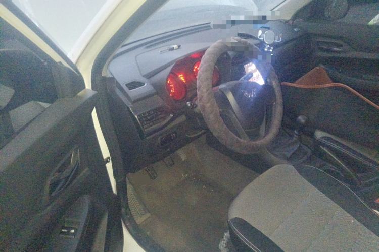 Used Wuling Hongguang 2019 1.5L S Basic Version China VI Standard LAR Driver Seat