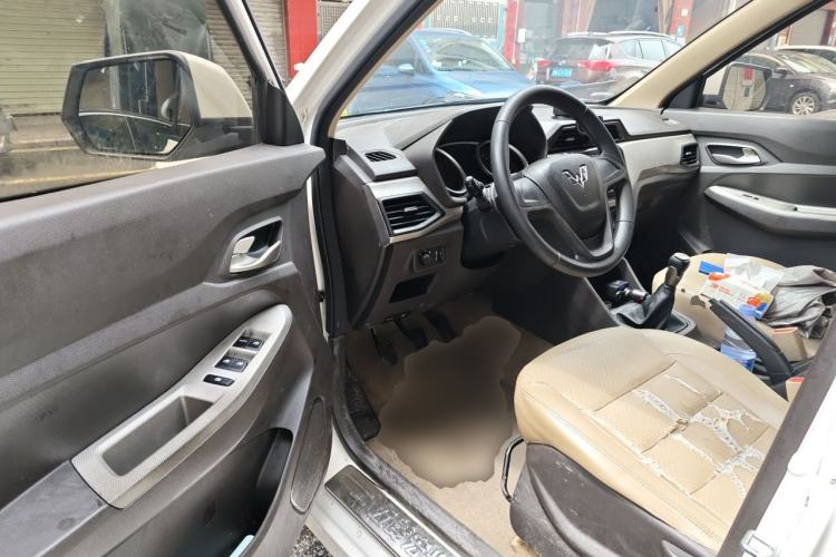 Used Wuling Hongguang 2019 1.5L S Basic Version China VI Standard LAR Driver Seat
