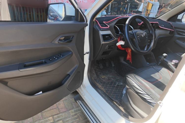 Used Wuling Hongguang 2019 1.5L S Base Version L2B Driver Seat
