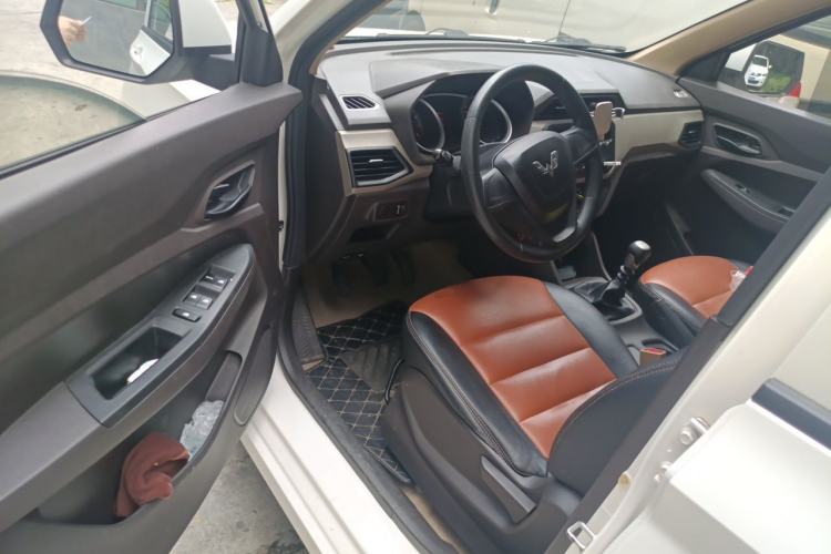 Used Wuling Hongguang 2019 1.5L S Standard Version China VI LAR Driver Seat