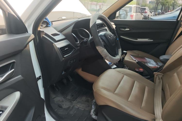 Used Wuling Hongguang 2019 1.5L S Comfort Edition China VI LAR Driver Seat