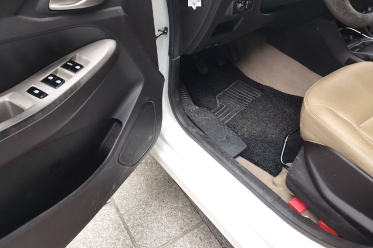 Used Wuling Hongguang 2019 1.5L S Comfort Edition China VI LAR Driver Seat