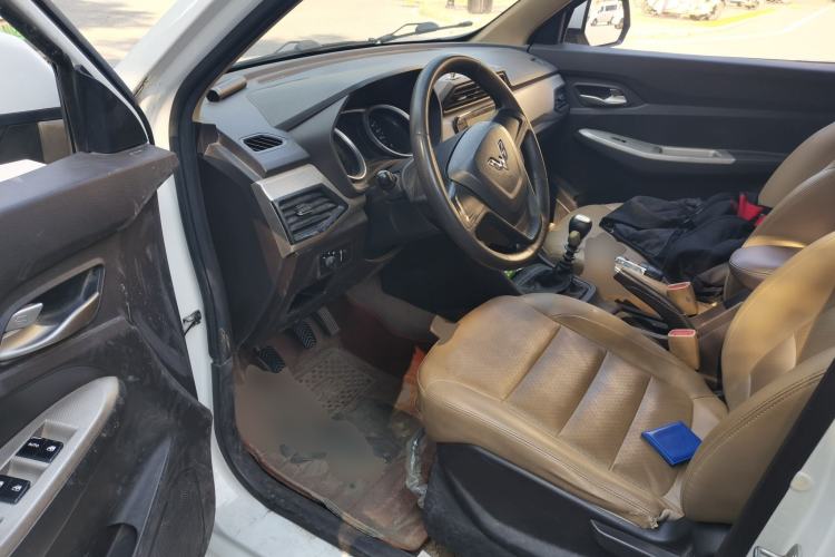 Used Wuling Hongguang 2019 1.5L S Comfort Edition China VI LAR Driver Seat