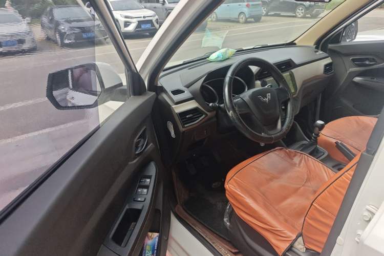 Used Wuling Hongguang 2019 1.5L S Standard Version China VI LAR Driver Seat