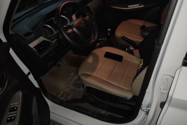Used Wuling Hongguang 2019 1.5L S Comfort Edition China VI LAR Driver Seat