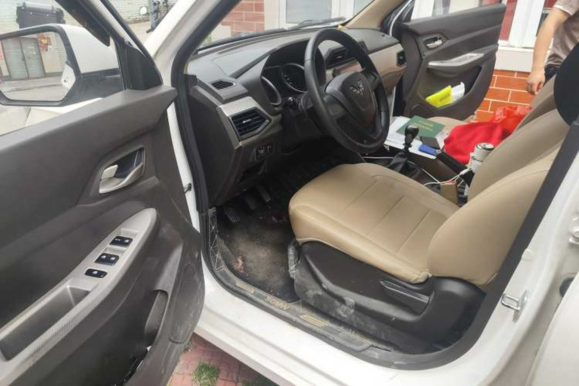 Used Wuling Hongguang 2019 1.5L S Comfort Edition China VI LAR Driver Seat