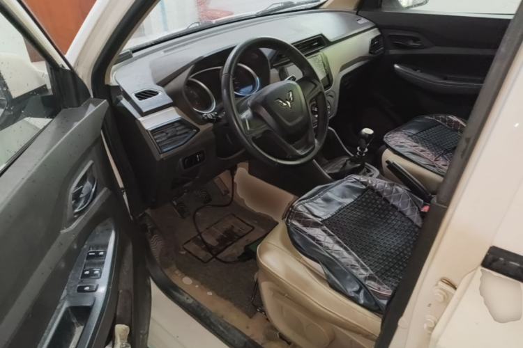 Used Wuling Hongguang 2019 1.5L S Standard Version China VI LAR Driver Seat