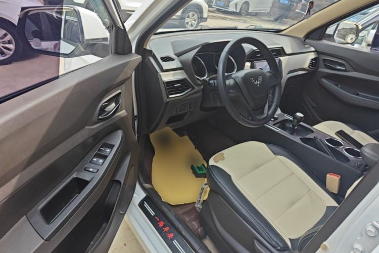 Used Wuling Hongguang 2019 1.5L S Standard Version China VI LAR Driver Seat