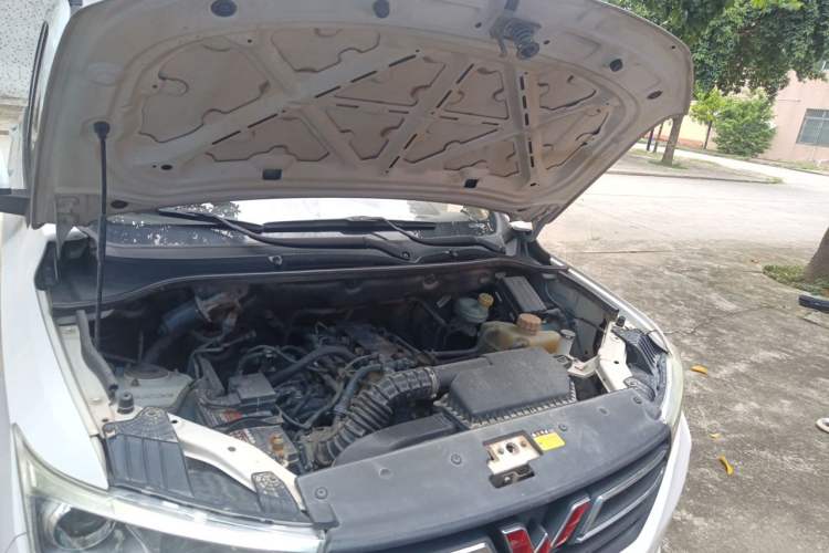 Used Wuling Hongguang 2019 1.5L S Standard Version China VI LAR Engine Bay