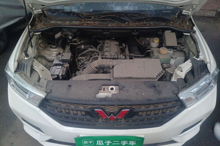 Used Wuling Hongguang 2019 1.5L S Basic Version China VI Standard LAR Engine Bay