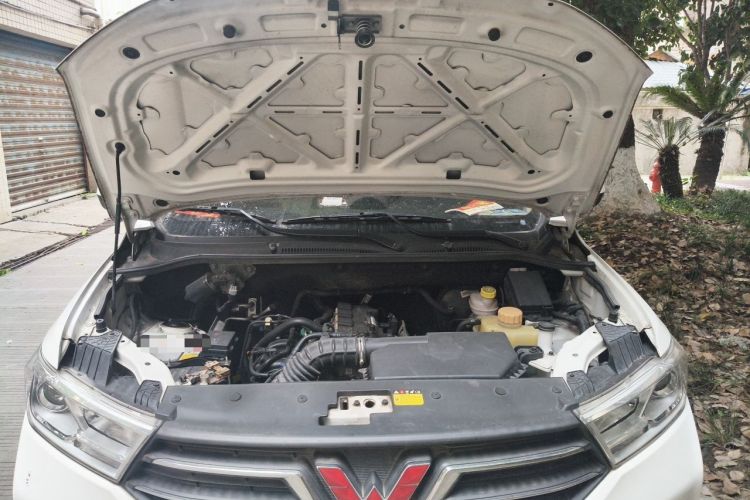 Used Wuling Hongguang 2019 1.5L S Standard Version China VI LAR Engine Bay
