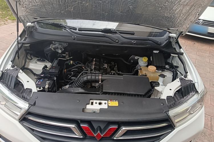 Used Wuling Hongguang 2019 1.5L S Standard Version China VI LAR Engine Bay