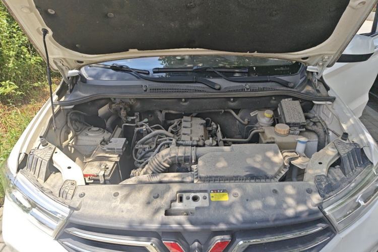 Used Wuling Hongguang 2019 1.5L S Standard Version China VI LAR Engine Bay