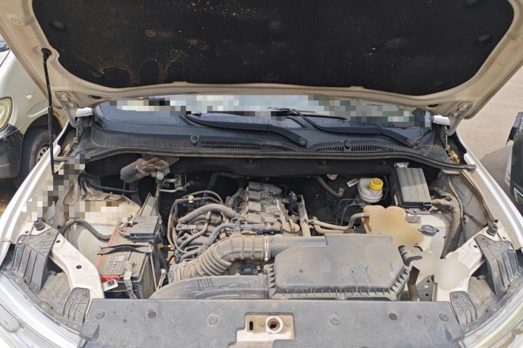 Used Wuling Hongguang 2019 1.5L S Comfort Edition China VI LAR Engine Bay