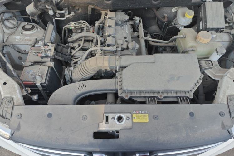 Used Wuling Hongguang 2019 1.5L S Standard Version China VI LAR Engine Bay
