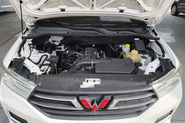 Used Wuling Hongguang 2019 1.5L S Standard Version China VI LAR Engine Bay
