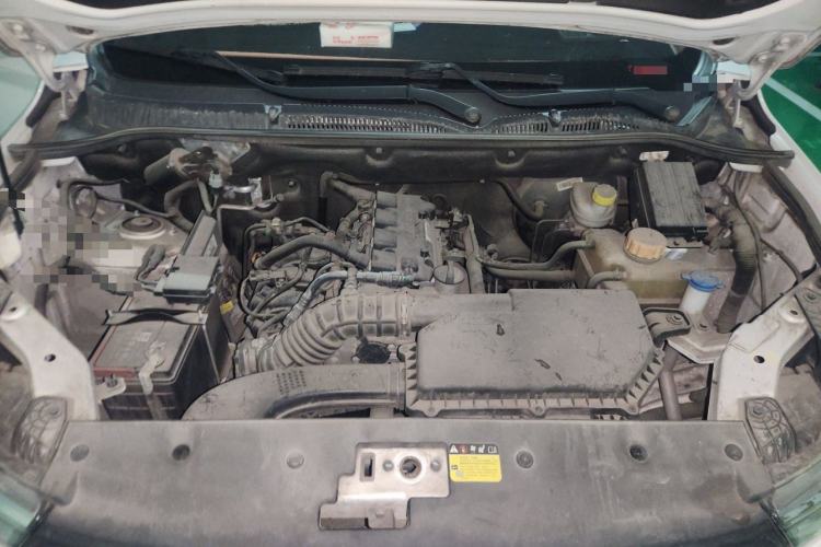 Used Wuling Hongguang 2019 1.5L S Comfort Edition China VI LAR Engine Bay