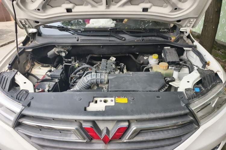 Used Wuling Hongguang 2019 1.5L S Standard Version China VI LAR Engine Bay