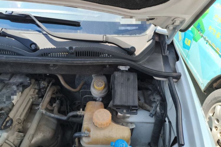 Used Wuling Hongguang 2019 1.5L S Comfort Edition China VI LAR Engine Bay Left