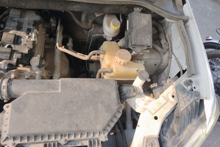 Used Wuling Hongguang 2019 1.5L S Basic Window-Sealed Vehicle China VI LAR Engine Bay Left