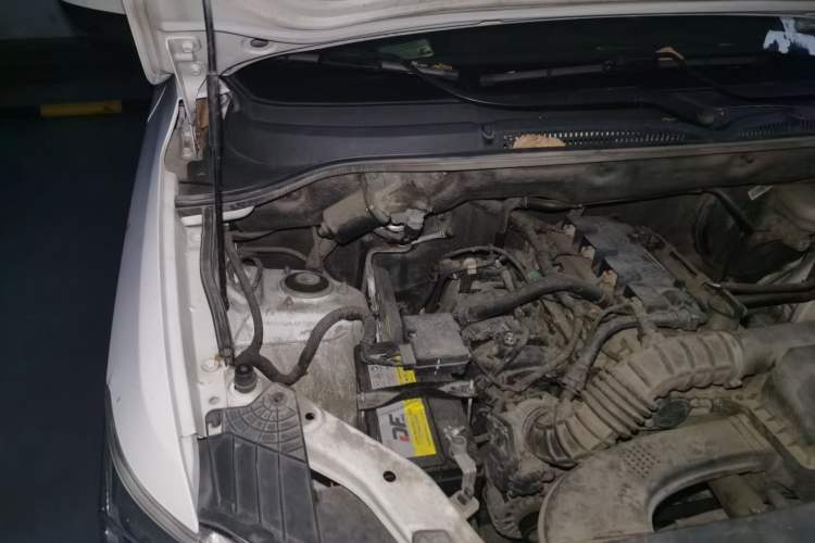 Used Wuling Hongguang 2019 1.5L S Standard Version China VI LAR Engine Bay Right