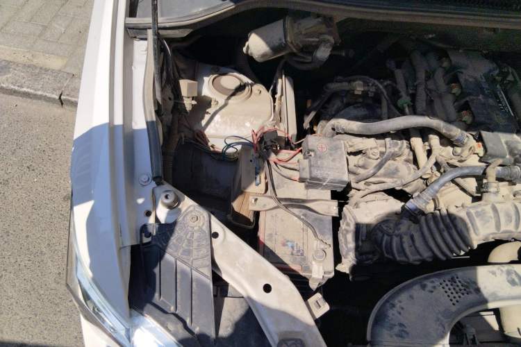 Used Wuling Hongguang 2019 1.5L S Standard Version China VI LAR Engine Bay Right
