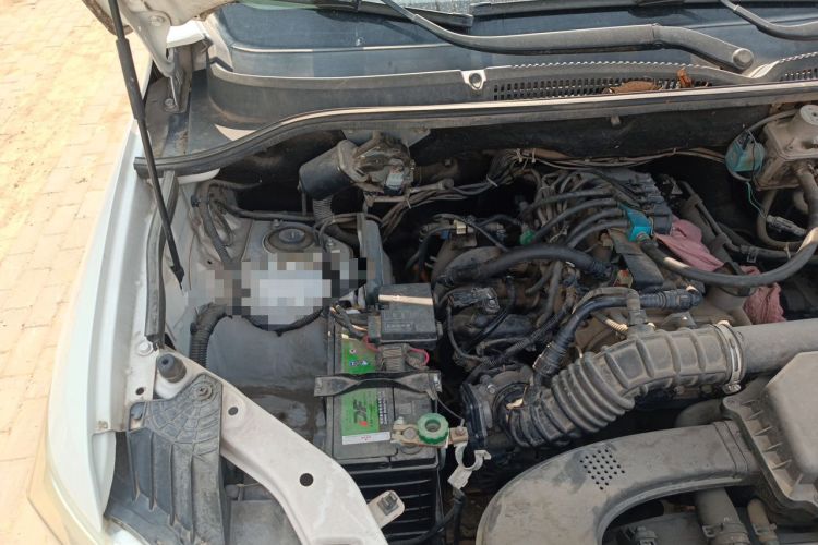 Used Wuling Hongguang 2019 1.5L S Comfort Edition China VI LAR Engine Bay Right