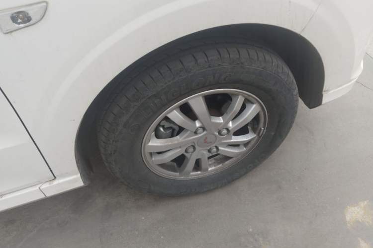 Used Wuling Hongguang 2019 1.5L S Standard Version China VI LAR Exterior 1