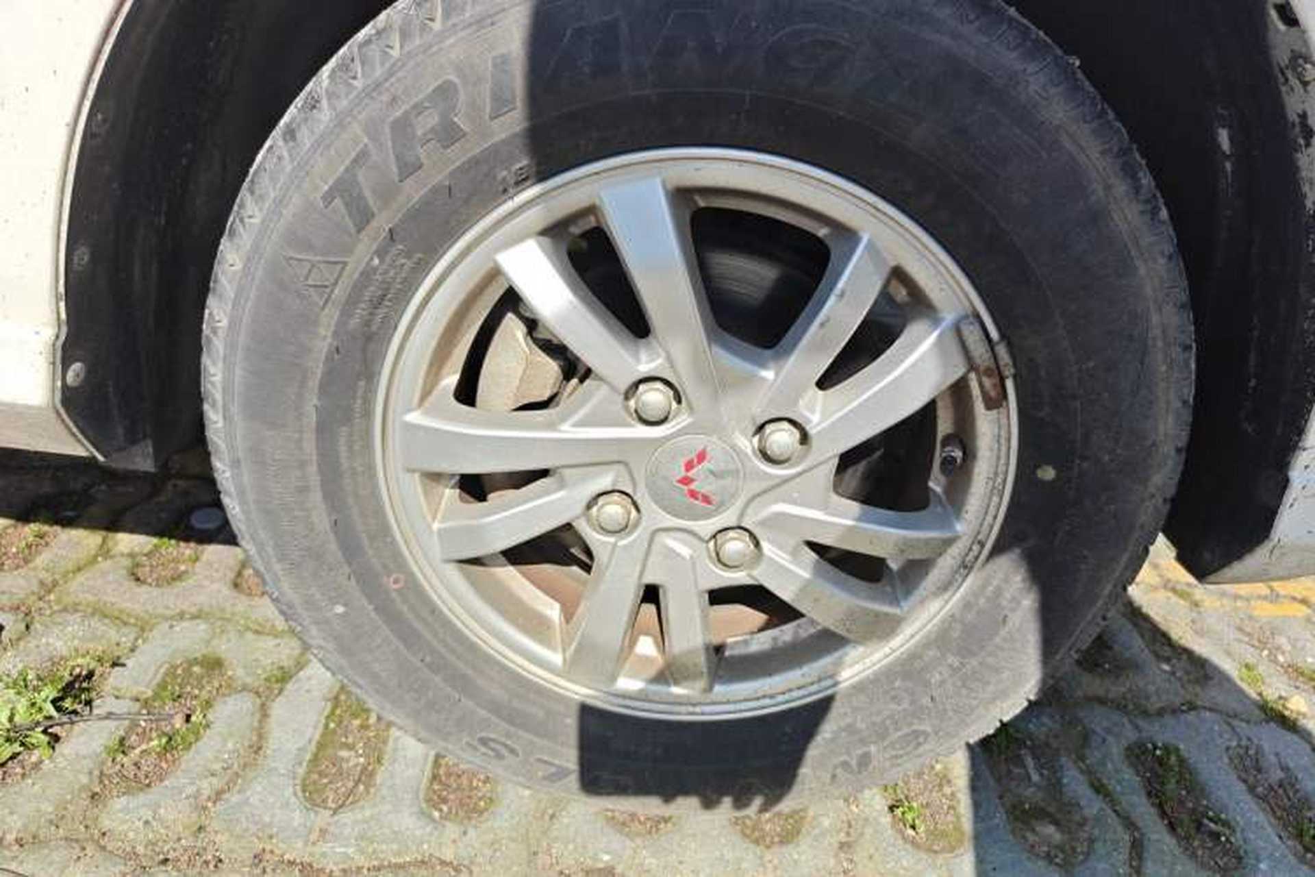 Used Wuling Hongguang 2019 1.5L S Standard Version China VI LAR Exterior 1