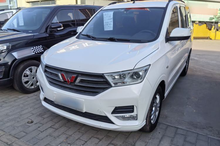 Used Wuling Hongguang 2019 1.5L S Standard Version China VI LAR Exterior 1