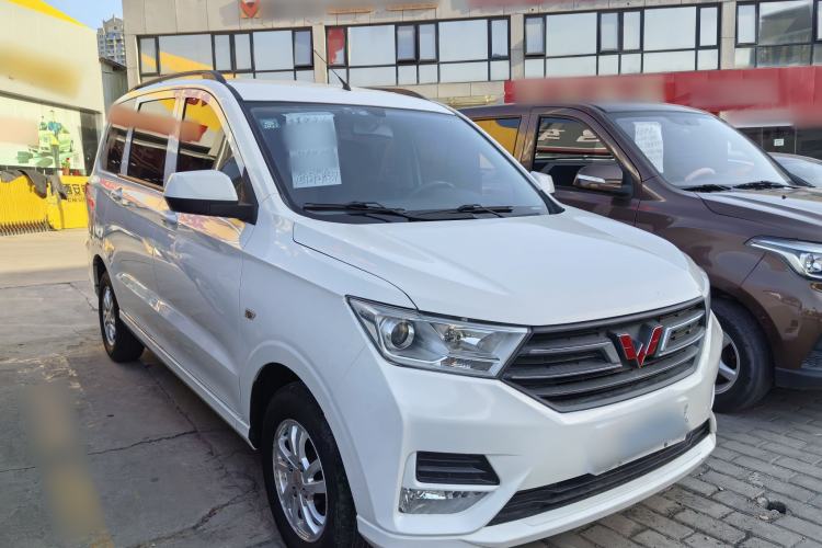 Used Wuling Hongguang 2019 1.5L S Standard Version China VI LAR Exterior 2