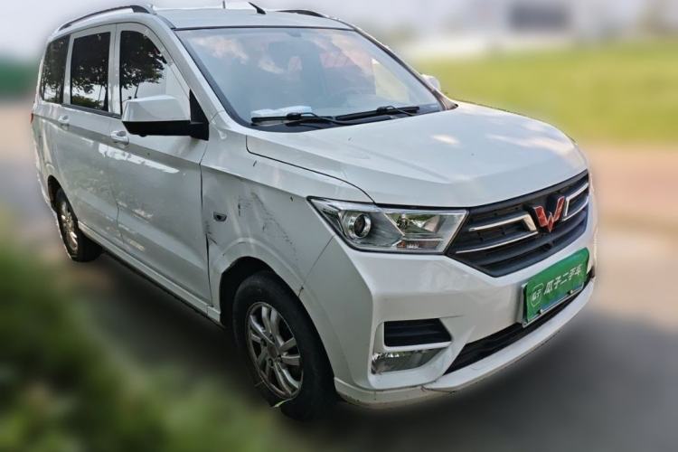 Used Wuling Hongguang 2019 1.5L S Standard Version China VI LAR Exterior 2