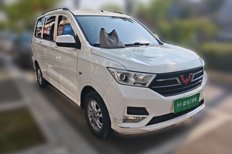 Used Wuling Hongguang 2019 1.5L S Standard Version China VI LAR Exterior 2