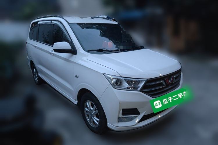 Used Wuling Hongguang 2019 1.5L S Comfort Edition China VI LAR Exterior 2