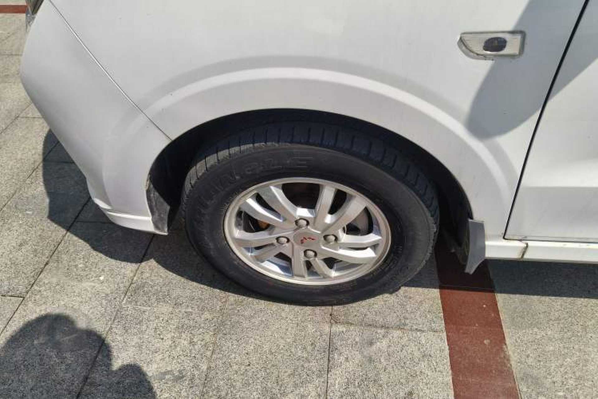 Used Wuling Hongguang 2019 1.5L S Comfort Edition China VI LAR Exterior 4