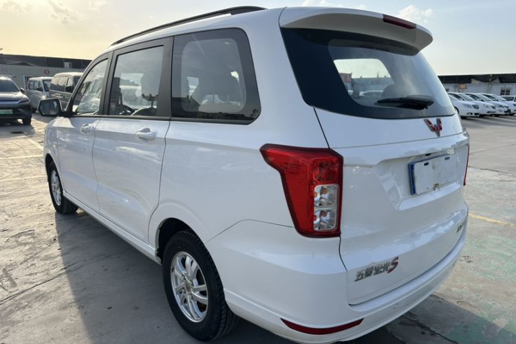 Used Wuling Hongguang 2019 1.5L S Comfort Edition China VI LAR Exterior 5