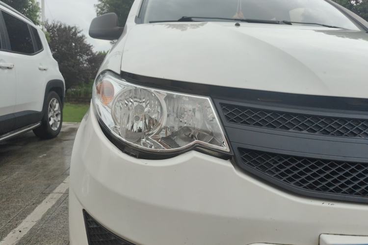 Used Wuling Hongguang 2019 1.5L S Base Version L2B Exterior 6