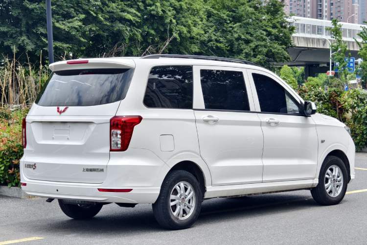 Used Wuling Hongguang 2019 1.5L S Standard Version China VI LAR Exterior 6