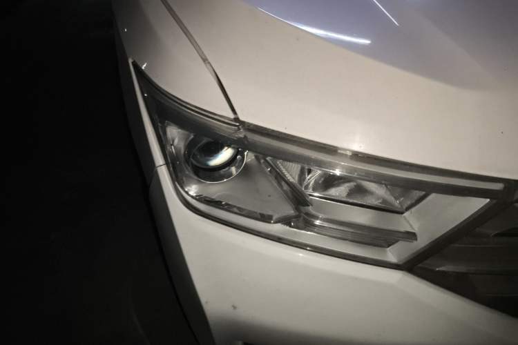 Used Wuling Hongguang 2019 1.5L S Standard Version China VI LAR Exterior 6